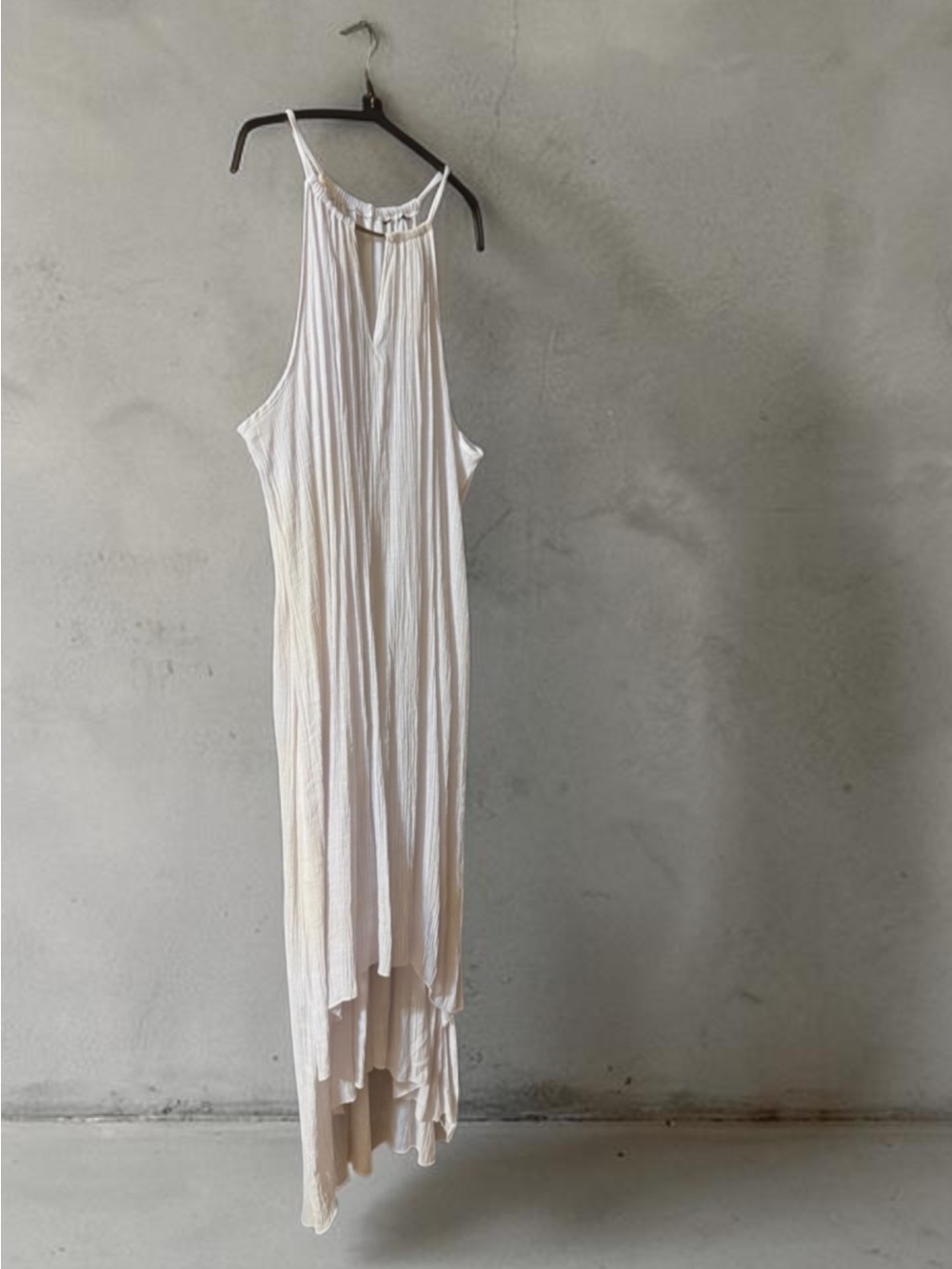 Sleeveless High-Low Halter Maxi Dress in White
